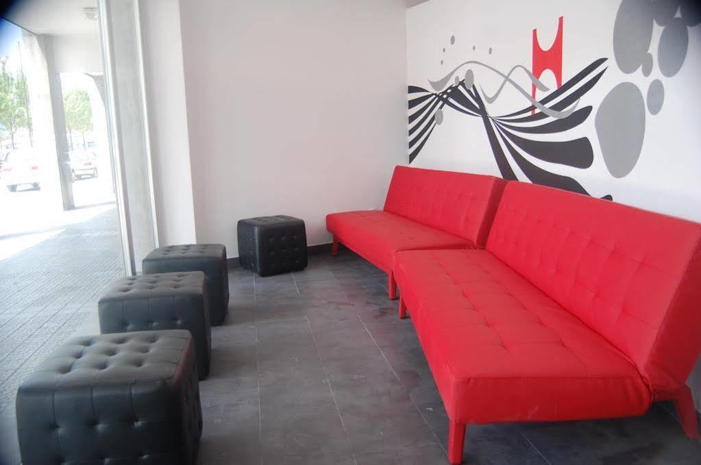 Botxo Gallery - Youth Hostel بلباو المظهر الخارجي الصورة